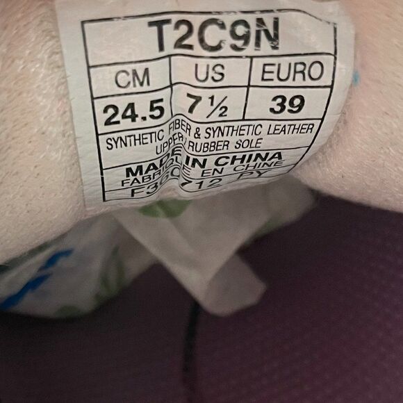 Mint condition ASICS GEL Kayano 18 7.5 Medium Purple - Picture 2 of 10